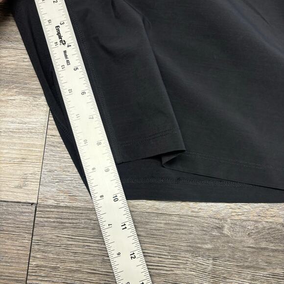 Fabletics Black Mens 32 Pull-On Lightweight Zipper Pocket Athletic Gym Short - Picture 5 of 10